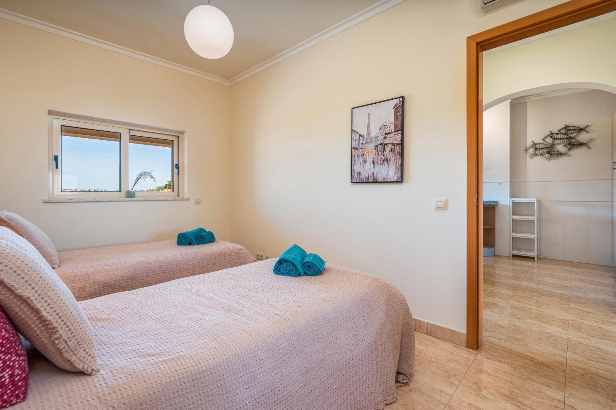 Apt Brightness Comfort In Burgau Luaran gambar