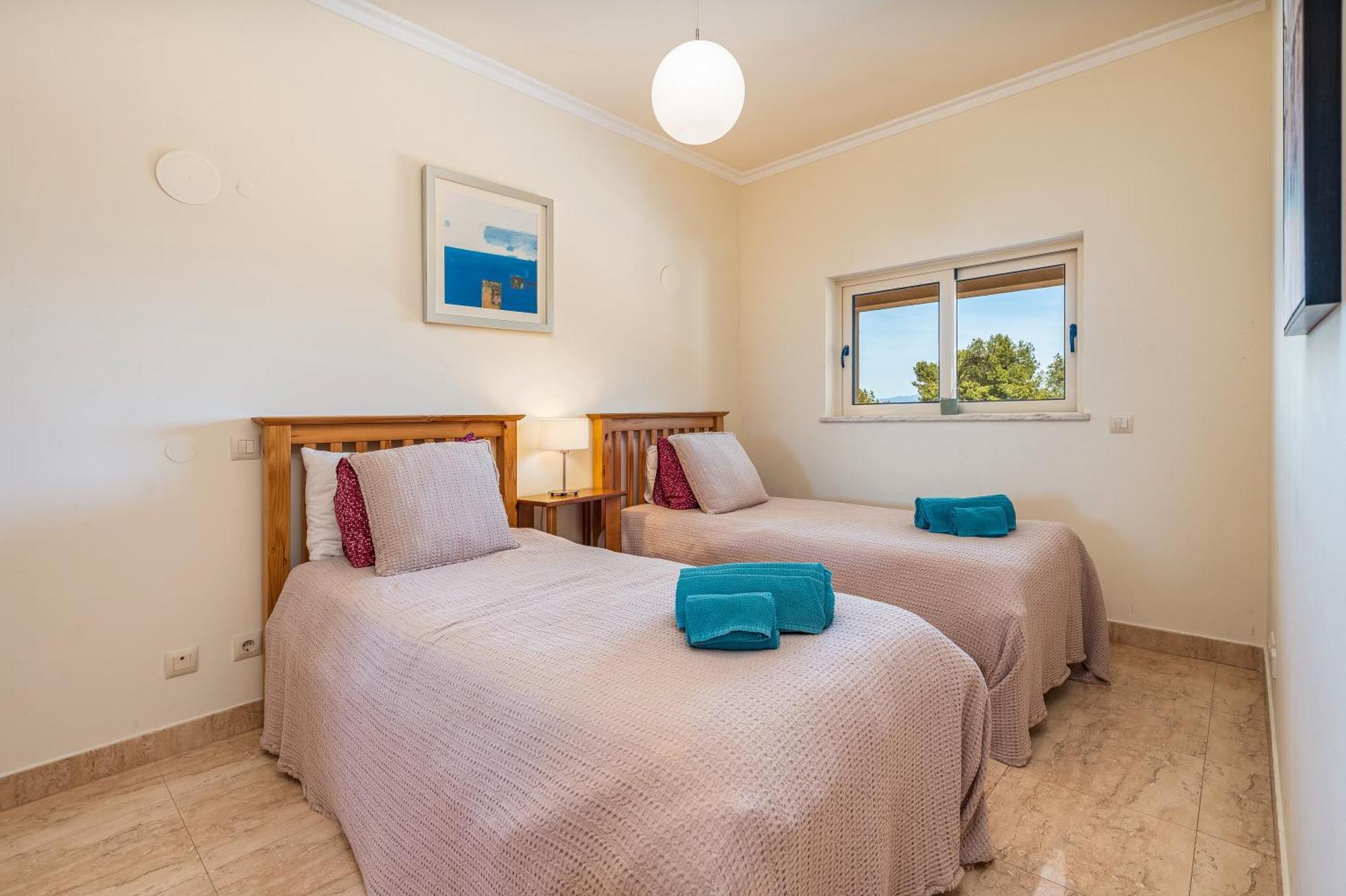 Apt Brightness Comfort In Burgau Luaran gambar